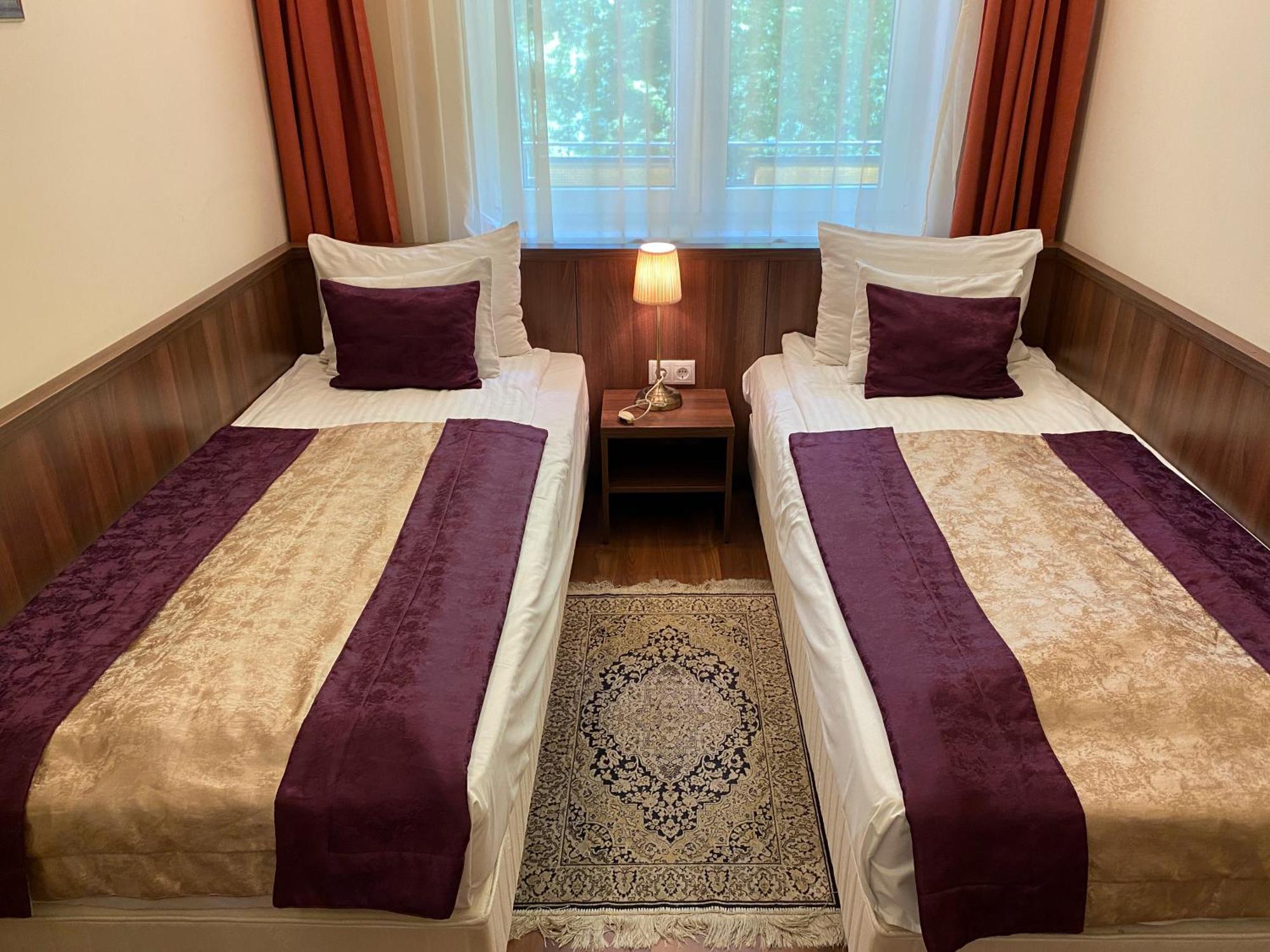 Gold Hotel Budapest Ruang foto