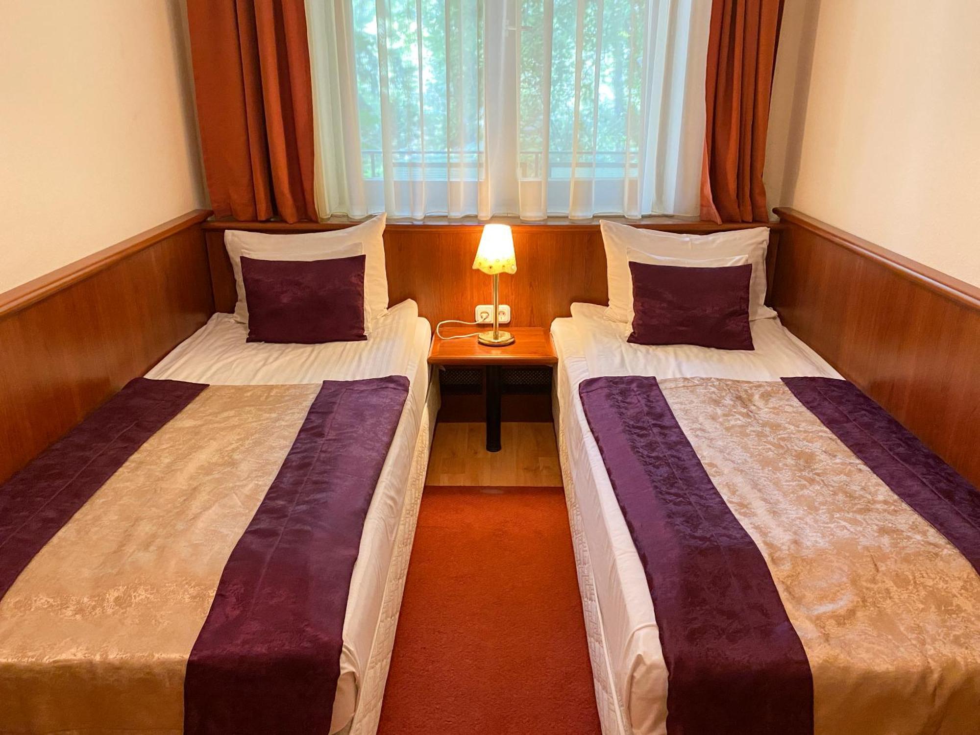 Gold Hotel Budapest Ruang foto