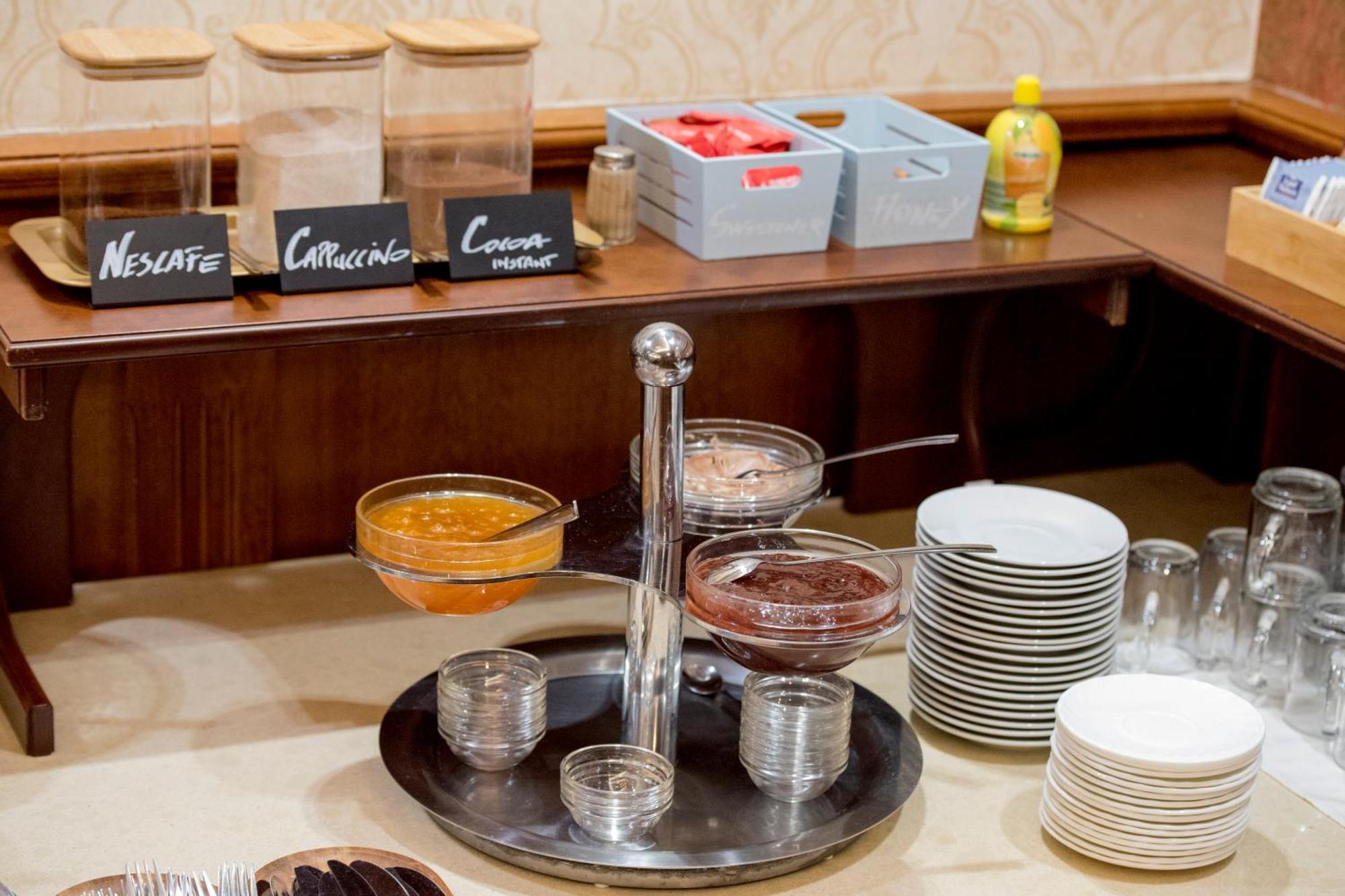 Gold Hotel Budapest Bagian luar foto